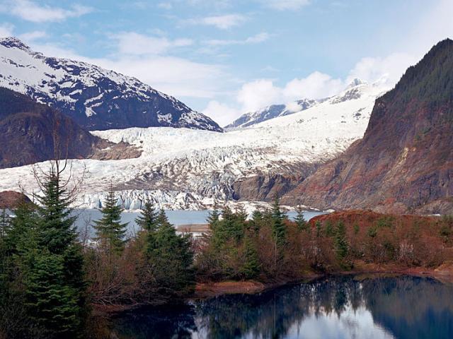 Vist Alaska, the Land of the Midnight Sun, on your next Alaskan cruise.