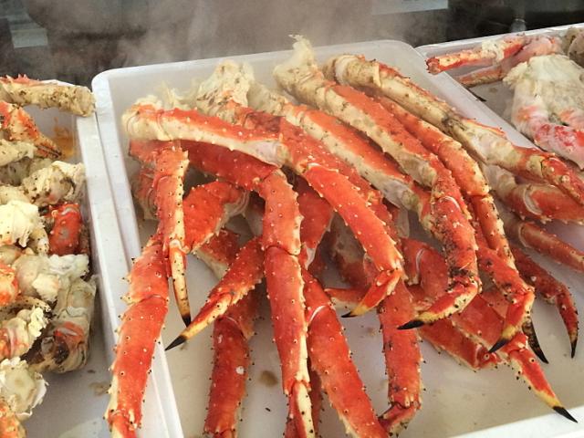 Fresh Alaskan King Crab legs ready to be enjoyed by cruisers.