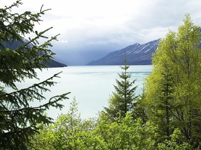 A beautiful lake and mountain view in Alaska.